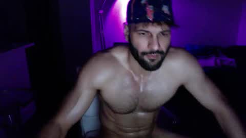 Snapshot of freesoulmovement chatting on 01.29.25 jasmineandaladin69 online show from 01.29.25