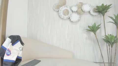 Snapshot of frehia_dimou chatting on 02.04.26 Frehia online show from 02.04.26