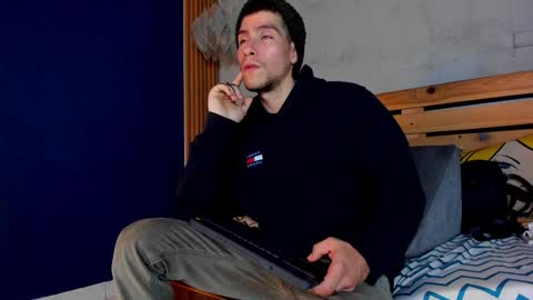 Snapshot of french_sexx chatting on 12.11.24 Xavier online show from 12.11.24