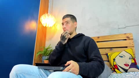 Snapshot of french_sexx chatting on 12.13.24 Xavier online show from 12.13.24