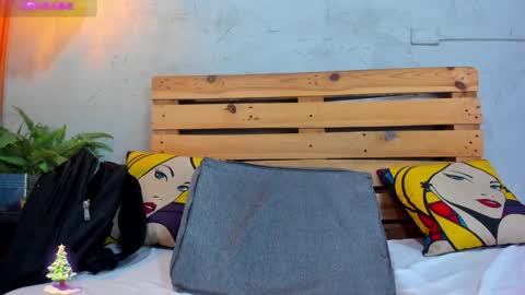 Snapshot of french_sexx chatting on 12.24.24 Xavier online show from 12.24.24