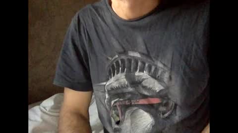 Snapshot of frenchy899 chatting on 01.10.25 Antoine online show from 01.10.25