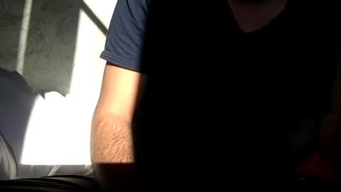 Snapshot of frenchy899 chatting on 01.11.25 Antoine online show from 01.11.25