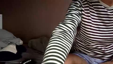 Snapshot of frenchy899 chatting on 01.19.25 Antoine online show from 01.19.25