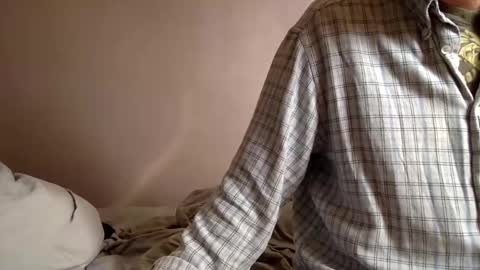 Snapshot of frenchy899 chatting on 01.21.25 Antoine online show from 01.21.25