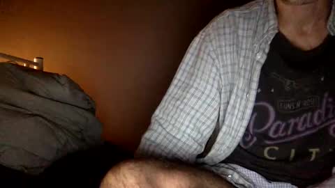 Snapshot of frenchy899 chatting on 01.26.25 Antoine online show from 01.26.25