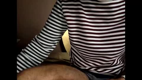 Snapshot of frenchy899 chatting on 02.07.25 Antoine online show from 02.07.25