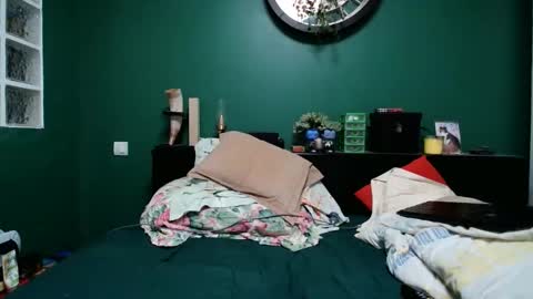 Ian online show from 11.06.25