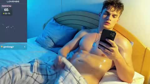 Alex or Andrzej online show from 10.05.25