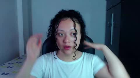 Snapshot of freud_x_louise1 chatting on 01.20.25 Louise  online show from 01.20.25