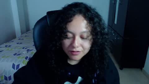 Snapshot of freud_x_louise1 chatting on 02.23.25 Louise  online show from 02.23.25