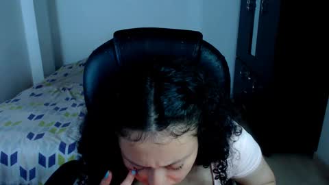 Snapshot of freud_x_louise1 chatting on 03.06.25 Louise  online show from 03.06.25