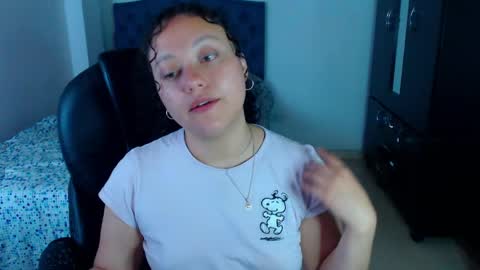 Snapshot of freud_x_louise1 chatting on 04.15.26 Louise online show from 04.15.26