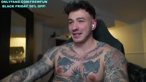 Snapshot of frewfun chatting on 11.28.25 cameron online show from 11.28.25