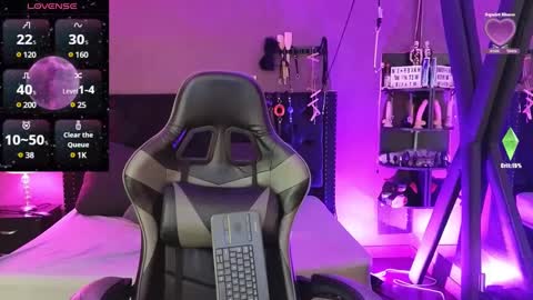 Snapshot of freya_aspen chatting on 02.09.25 online show from 02.09.25