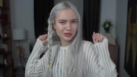 Freya online show from 03.08.26