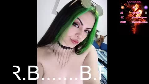 freyaa_sorceress online show from 12.16.24