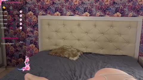 Freya online show from 03.02.25