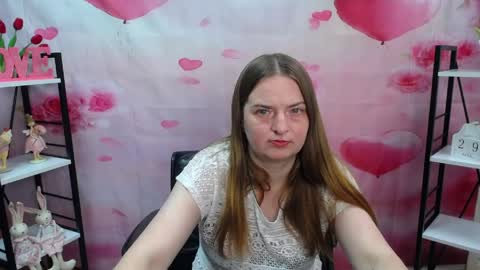 Snapshot of freyadak chatting on 04.29.26 FreyaDak online show from 04.29.26
