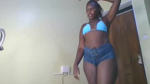 Snapshot of freyah_arie chatting on 02.22.26 sly online show from 02.22.26