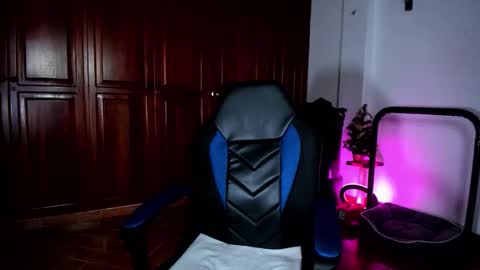 freyanatural online show from 12.19.25