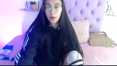 Freyja online show from 02.04.25