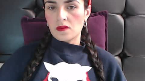 Snapshot of frida__x chatting on 12.13.24 Frida online show from 12.13.24