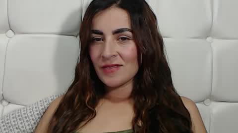 Snapshot of frida__x chatting on 02.24.26 Frida online show from 02.24.26