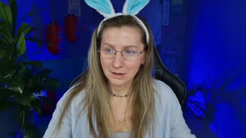 Frida Tander online show from 12.30.24