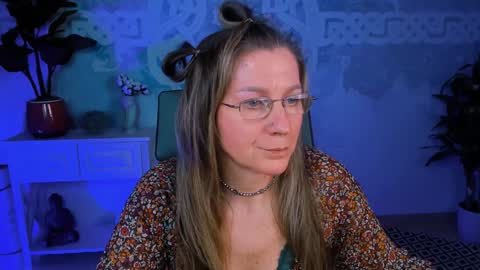 Frida Tander online show from 01.30.25