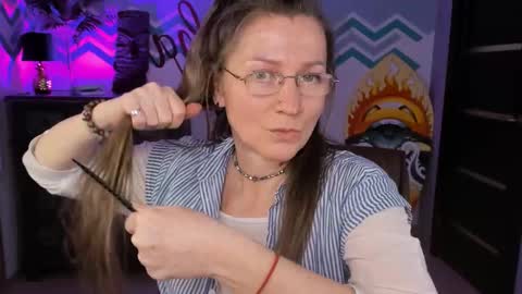 Frida Tander online show from 03.03.25