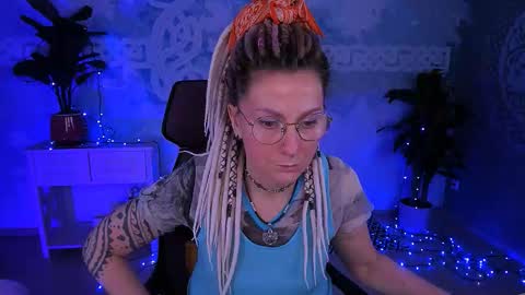 Frida Tander online show from 02.25.26