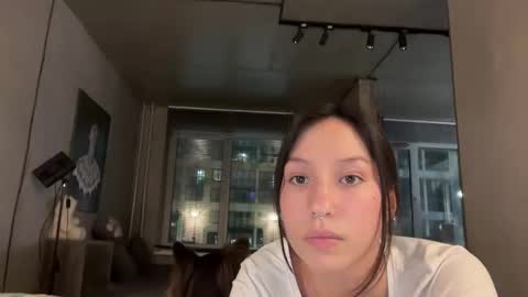 Snapshot of friend_foryou chatting on 02.21.25 Lina online show from 02.21.25