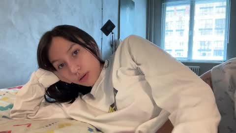 Snapshot of friend_foryou chatting on 02.22.25 Lina online show from 02.22.25