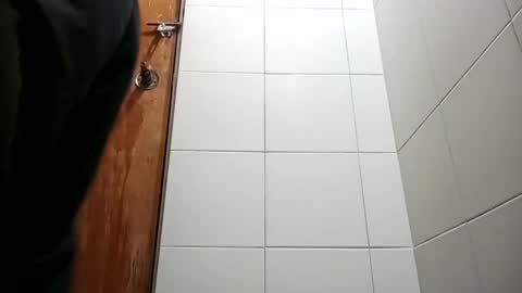 Snapshot of friqui_sex chatting on 11.15.25 friqui_sex online show from 11.15.25