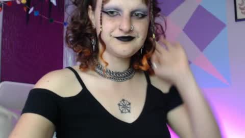 Snapshot of friskyflowers chatting on 10.17.25 cherry online show from 10.17.25