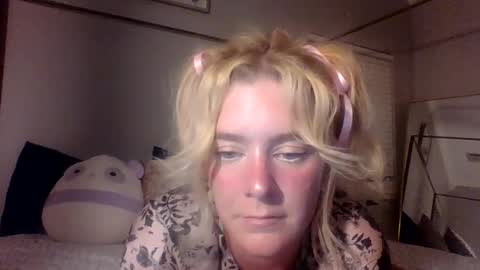 Snapshot of frommarywithlove chatting on 09.16.25 frommarywithlove online show from 09.16.25