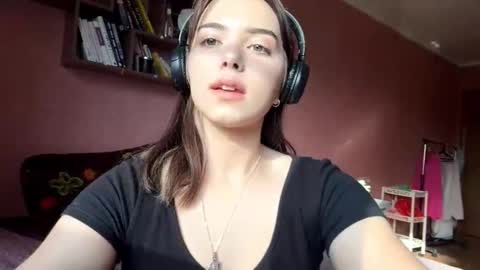 Emily online show from 10.11.25