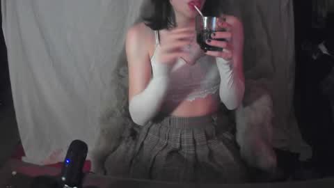 Snapshot of frostyboi20 chatting on 11.08.25 frostyboi20 online show from 11.08.25