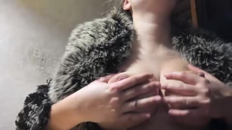 Snapshot of frumcake chatting on 02.14.25 FrumCake online show from 02.14.25