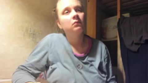 Snapshot of frumcake chatting on 03.09.25 FrumCake online show from 03.09.25