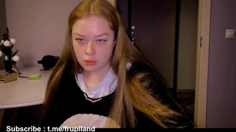 OPEN PVTJulia and Wayne online show from 01.02.25