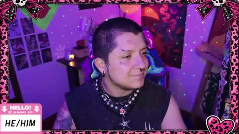 Snapshot of ftmbiggestclit chatting on 04.17.26 Kevin online show from 04.17.26