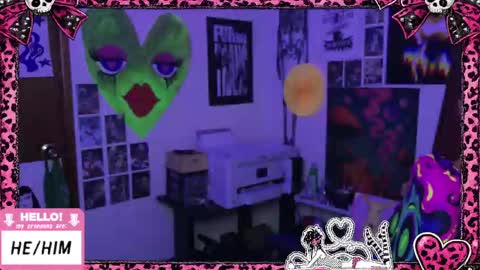 Snapshot of ftmbiggestclit chatting on 04.30.26 Kevin online show from 04.30.26