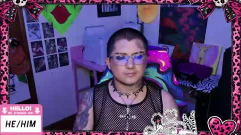 Snapshot of ftmbiggestclit chatting on 05.17.26 Kevin online show from 05.17.26