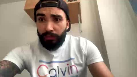 Snapshot of ftmen chatting on 10.07.25 Jestevan online show from 10.07.25