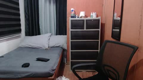 Snapshot of fuck_by_zack chatting on 01.08.25 Zack online show from 01.08.25