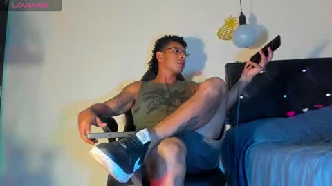 Snapshot of fuck_hardlove chatting on 12.29.24 Ricardodominic 1 MODELO INDEPENDIENTE online show from 12.29.24