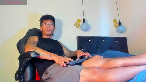 Snapshot of fuck_hardlove chatting on 01.06.25 Ricardodominic 1 MODELO INDEPENDIENTE online show from 01.06.25