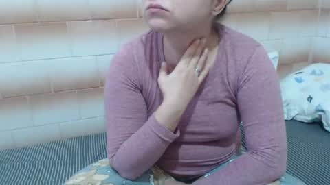 Snapshot of fuck_my_face chatting on 12.13.24 Ella online show from 12.13.24